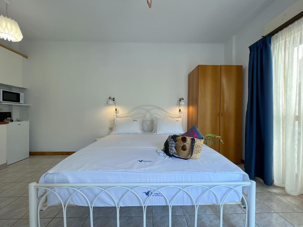 Joseph Village Apartments Fourka Luaran gambar